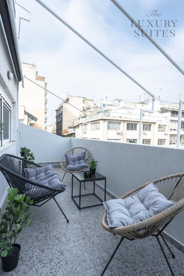 Nephele Jacuzzi Suites, The Luxury