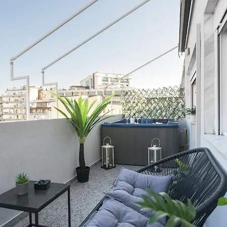 Nephele Jacuzzi Suites, The Luxury Suites Thessaloniki Exterior photo