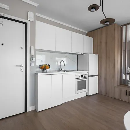 Nephele Jacuzzi Suites, The Luxury Suites Thessaloniki Exterior photo