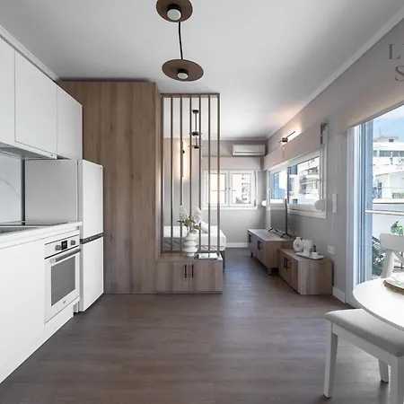 Nephele Jacuzzi Suites, The Luxury Suites Thessaloniki Exterior photo